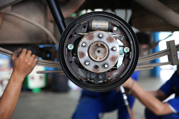 Car Brake Repair & Replacement Service